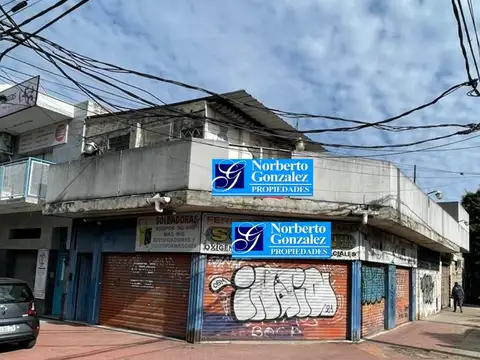 Local en Venta Via Púb.