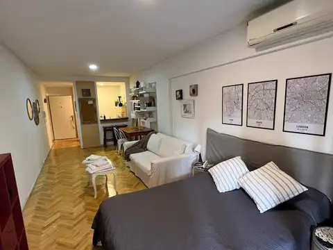 Sinclair al 2900 entre Av Cerviño y Juncal