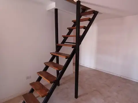 Depto Tipo Casa en Venta 20 años