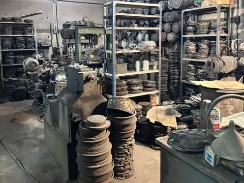 Local en Venta Via Pública