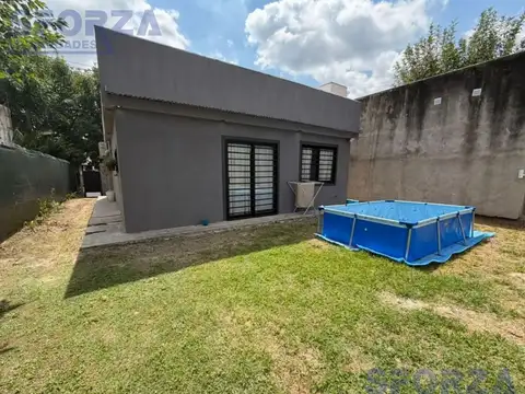 Venta casa tres ambientes mas casa a reciclar en Muñiz, San Miguel