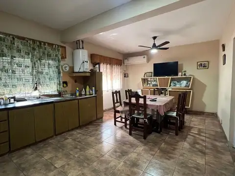 Casa en Venta en Pompeya, USD 99.999