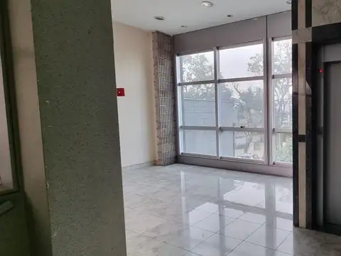 Av Belgrano 1900 , Piso 2