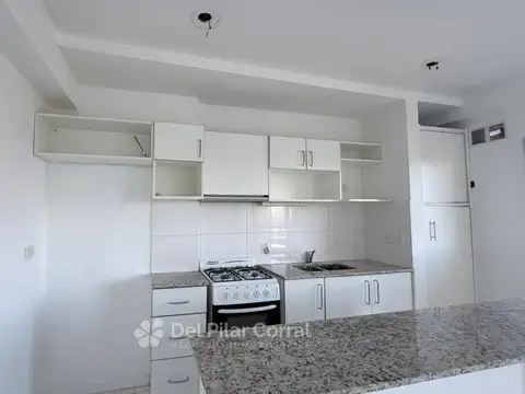 3 ambientes grande + cochera.