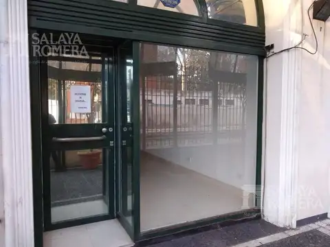 Local en Venta en Olivos, USD 230.000