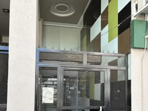 Departamento 2 ambientes en alquiler con balcón