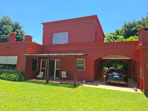 Venta casa 4 ambientes sobre lote de 1508m2 en San Joaquin, Exaltación de la Cruz