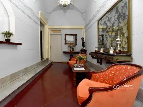 Depto Tipo Casa en Venta con 1 cocheras