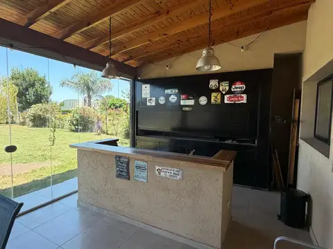 Casa 4 ambientes con 3 baños