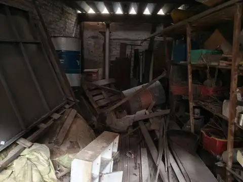 CASA CON GALPON EN VENTA