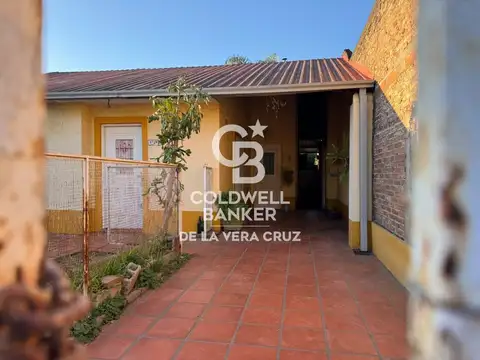 Casa de 2 dormitorios en Barrio Los Hornos