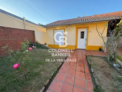 Casa 4 ambientes con 1 baño