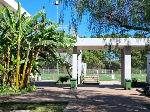 Av de los Lagos 7000