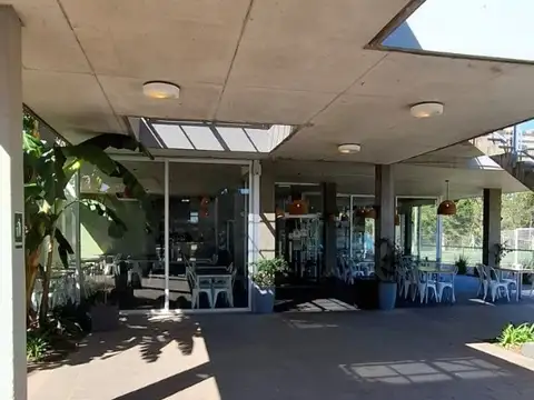 Av de los Lagos 7000