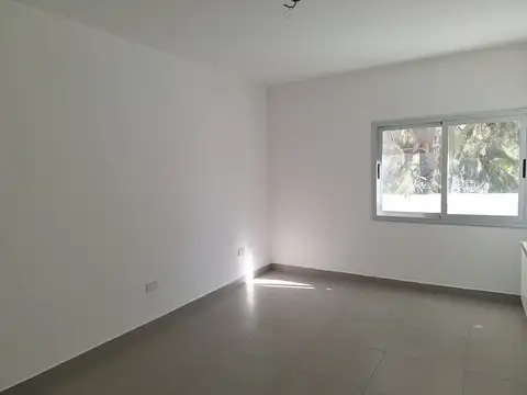 Departamento en Alquiler en Barrio Grand Bourg, $ 1.100.000