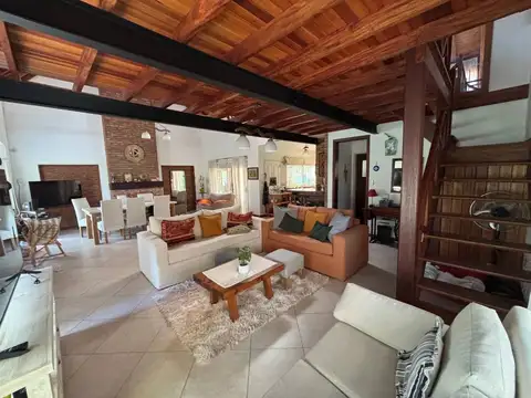 Casa en Venta en La Lonja, USD 179.000