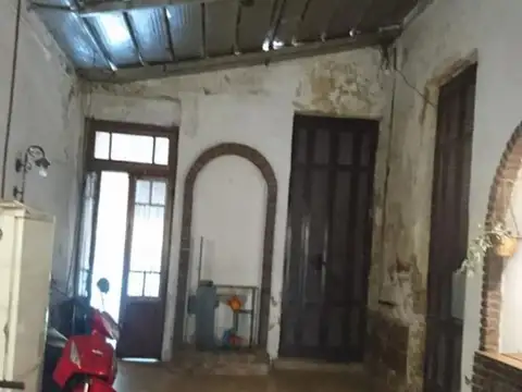 Casa 7 ambientes con 6 baños