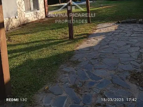 Casa 3 ambientes con 2 baños