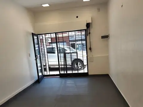 Local - Alquiler - Argentina, Lanús - BELTRAN 323