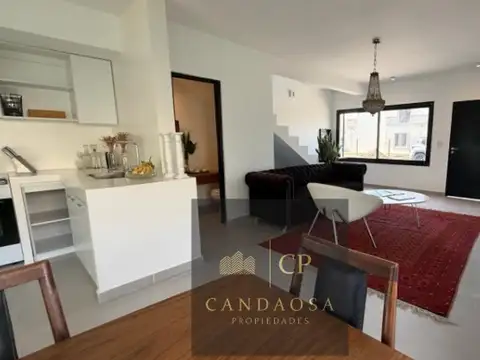 DUPLEX 2 AMBIENTES VENTA C/ FINANCIACION, BARRIO LA ANGELICA