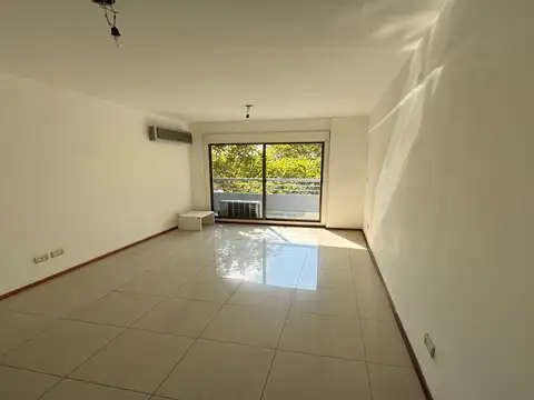 DIAZ VELEZ 4600