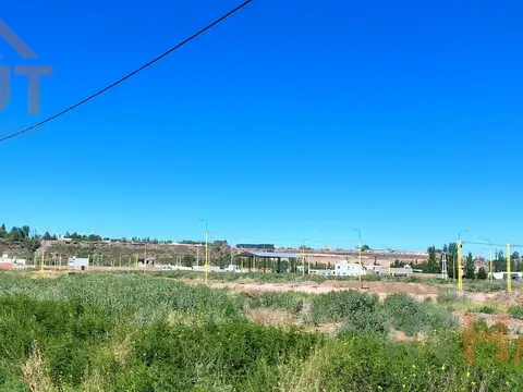 Terreno en Primaterra, Centenario