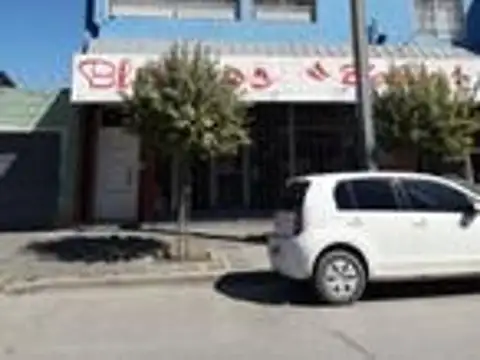 CIPOLLETTI ALQUILA DPTO 1 DORMIT C /COCHERA