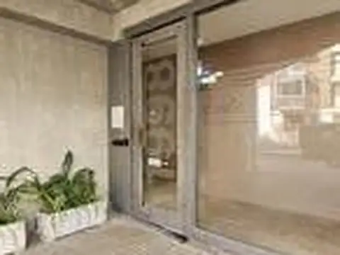 Departamento en Alquiler en Republica De La Sexta, $ 400.000