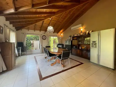 Casa en Venta en Countries y Barrios Cerrados en Esteban Echeverria, USD 365.000