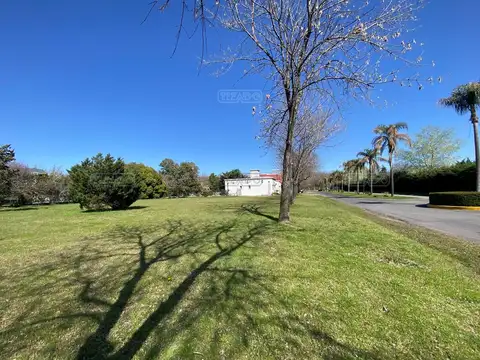 Terreno en Venta de 916,0 m2