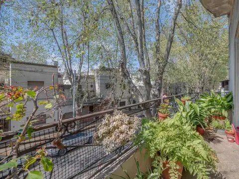 Depto Tipo Casa en Venta al Este