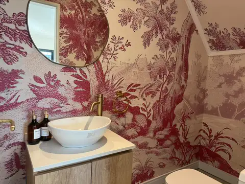 Casa 5 ambientes con 3 baños