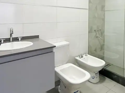 Departamento en Alquiler con 1 cochera