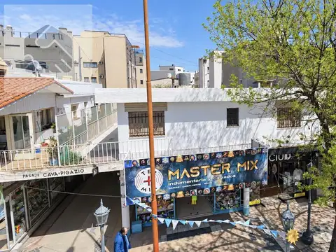 Local en Venta 40 años