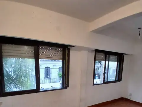 Oficina en Alquiler en Lanús Oeste, $ 600.000