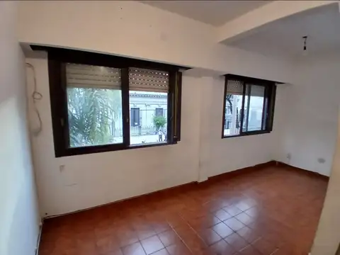 Oficina en Alquiler en Lanús Oeste, $ 600.000