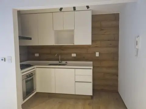 Departamento en Alquiler en Flores Norte, $ 850.000