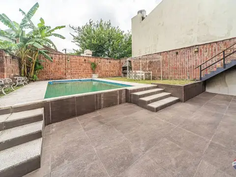 Casa en Venta con 1 cochera