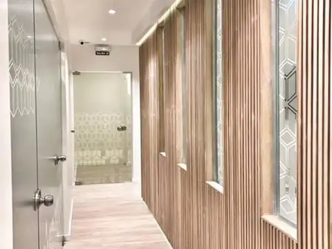 Alquiler de exclusivas oficinas en la Galería del Hotel Alvear