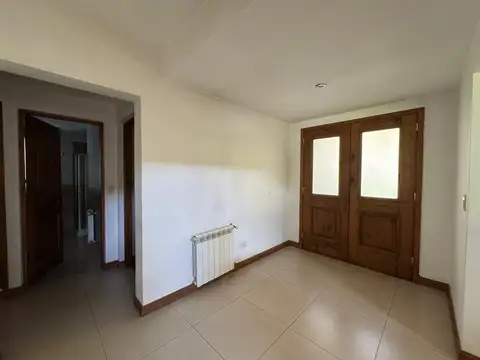 Casa en Alquiler en Bella Vista, USD 2.500