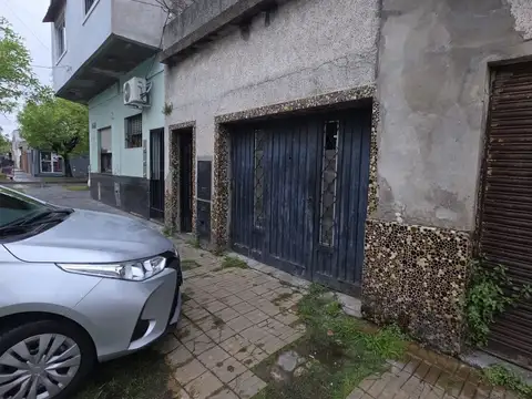 Casa - Alquiler - Argentina, Lanús - CNEL MOLINEDO 1312