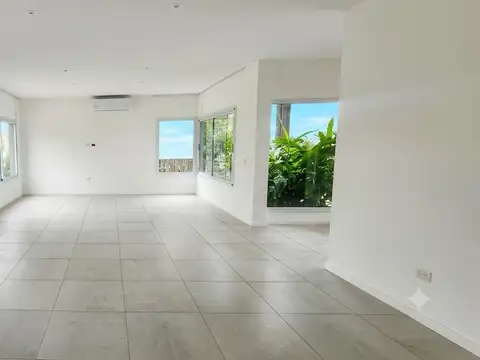 Casa en Venta en Puertos, USD 360.000
