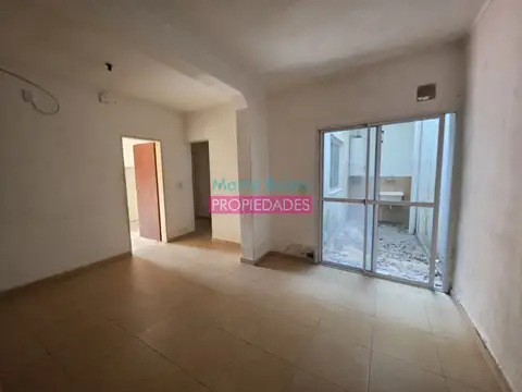 Depto Tipo Casa en Venta en Avellaneda, USD 85.000
