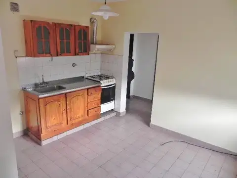 Depto Tipo Casa en Alquiler de 2 dormitorios