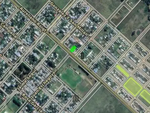 Terreno en Venta 30  mts Fondo