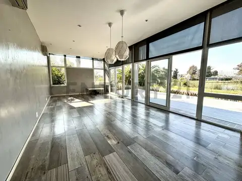 Casa en Venta en La Candida Club de Campo, USD 240.000