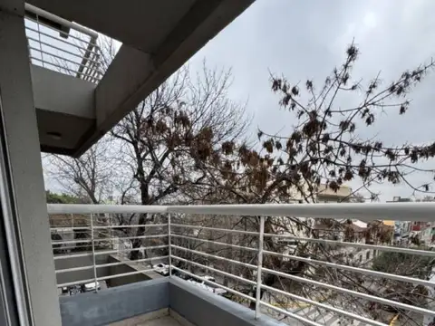 Oficina en Alquiler en Villa Real, $ 750.000