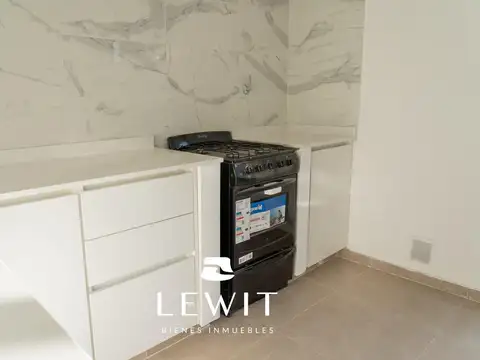 Depto Tipo Casa 3 ambientes con 2 baños