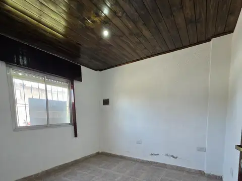 Departamento en Alquiler en Belen De Escobar, $ 300.000