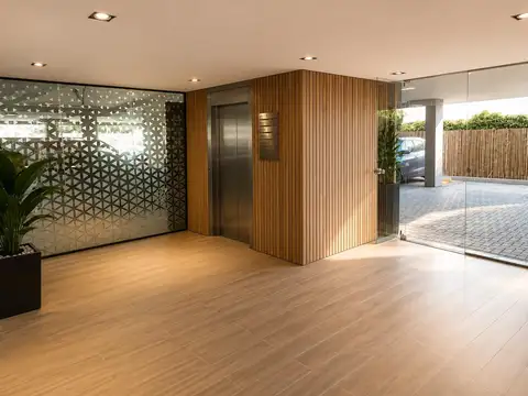 Oficina en Venta con 26 cocheras